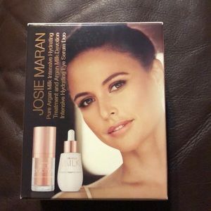 Josie Maran pure argan milk eye treatment